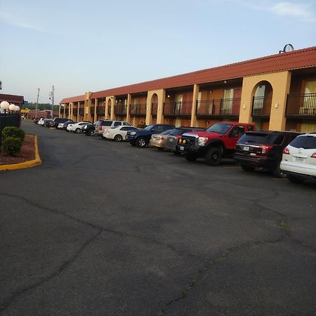 Days Inn By Wyndham Caddo Valley Arkadelphia 외부 사진