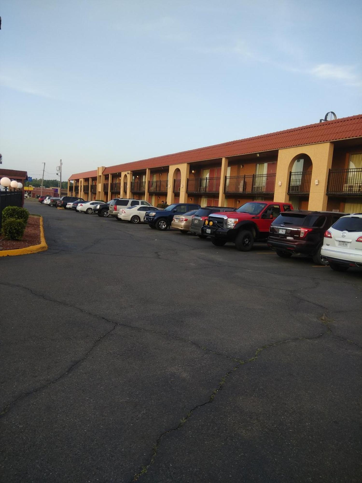 Days Inn By Wyndham Caddo Valley Arkadelphia 외부 사진